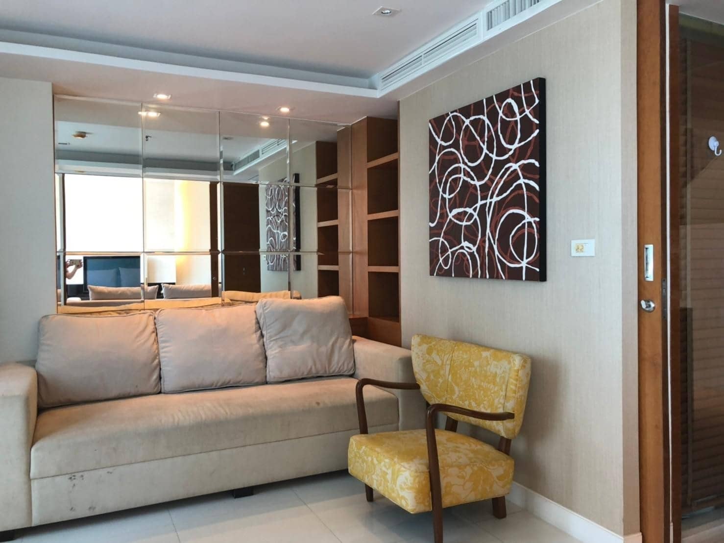 The Rajdamri, living room published on the PropertyScout card