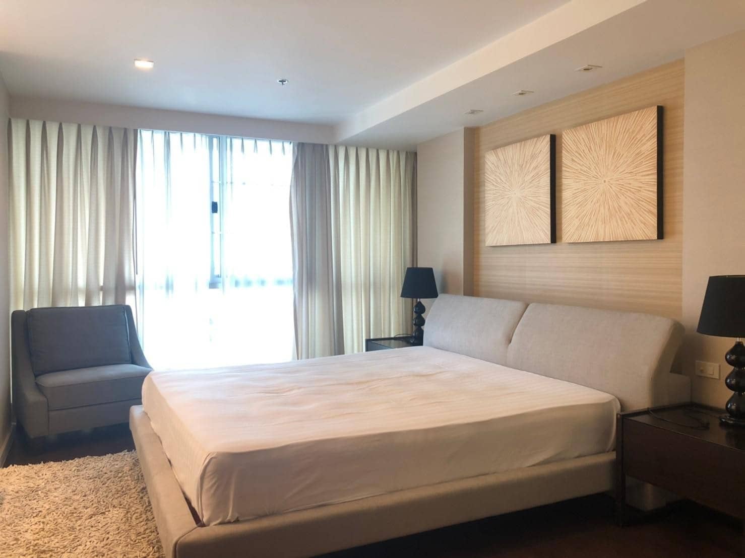 The Rajdamri, bedroom published on the PropertyScout card