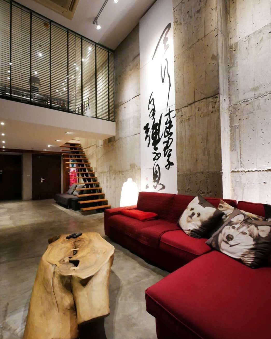 The Rajdamri, living room published on the PropertyScout card