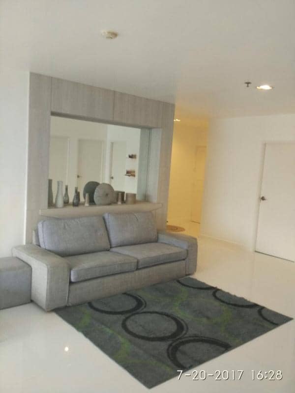 Liberty Park 2, living room published on the PropertyScout card