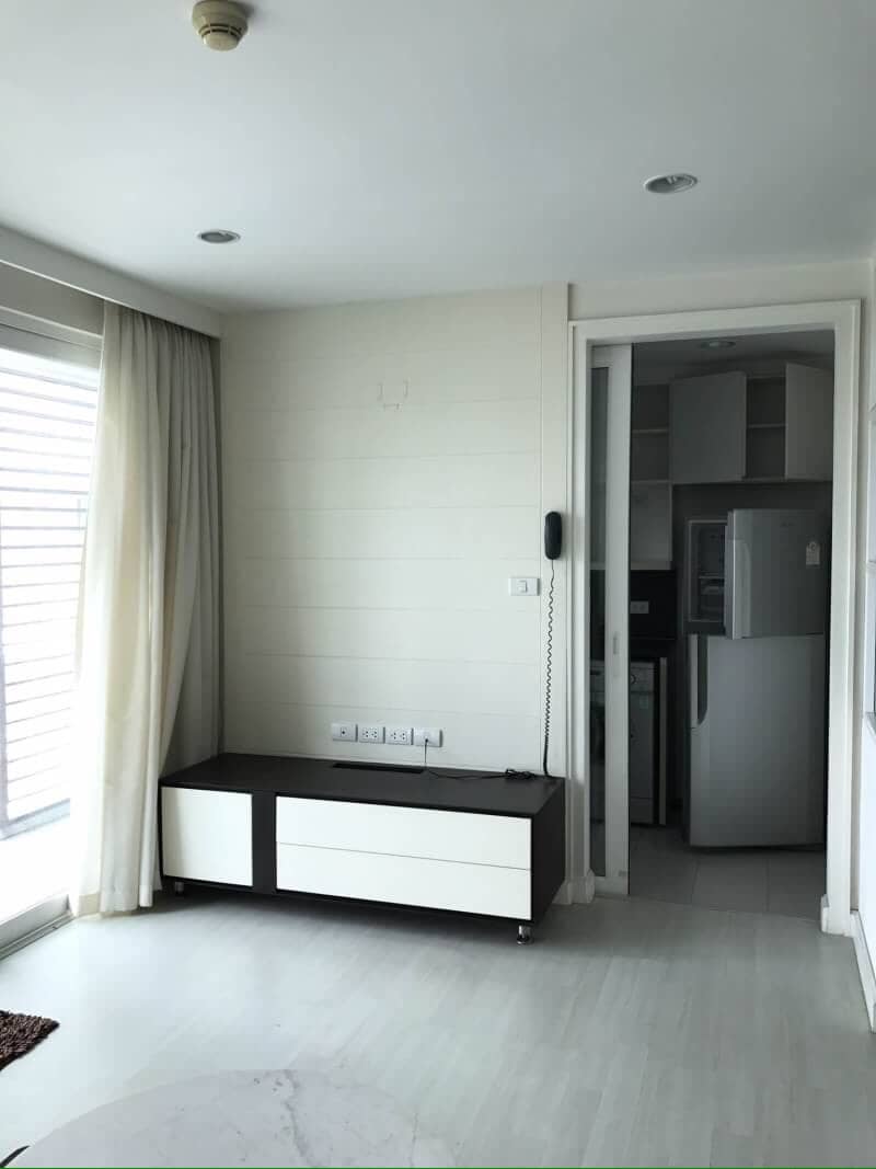 The Bangkok Sathorn, living room published on the PropertyScout card
