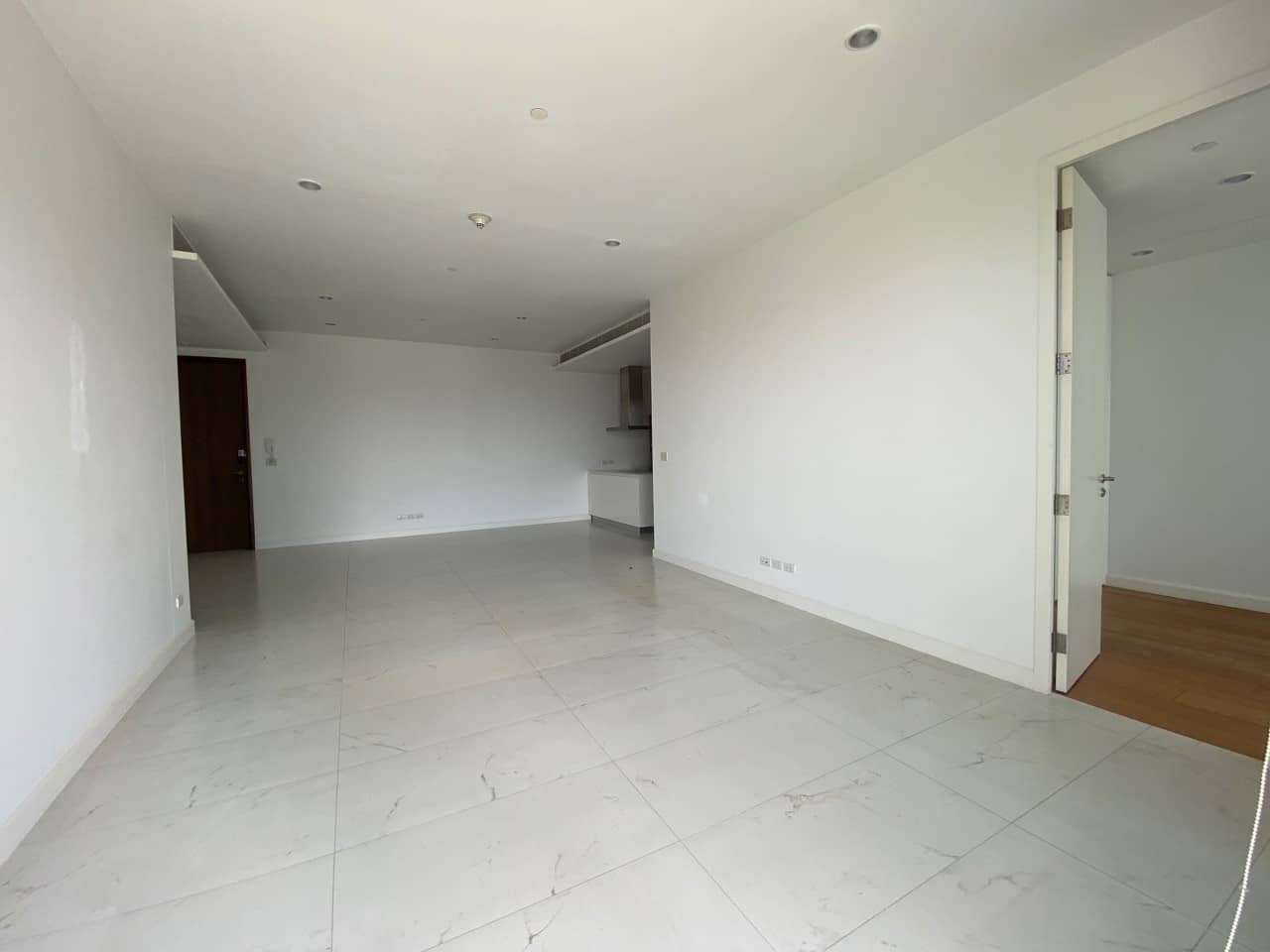 The Rajdamri, living room published on the PropertyScout card
