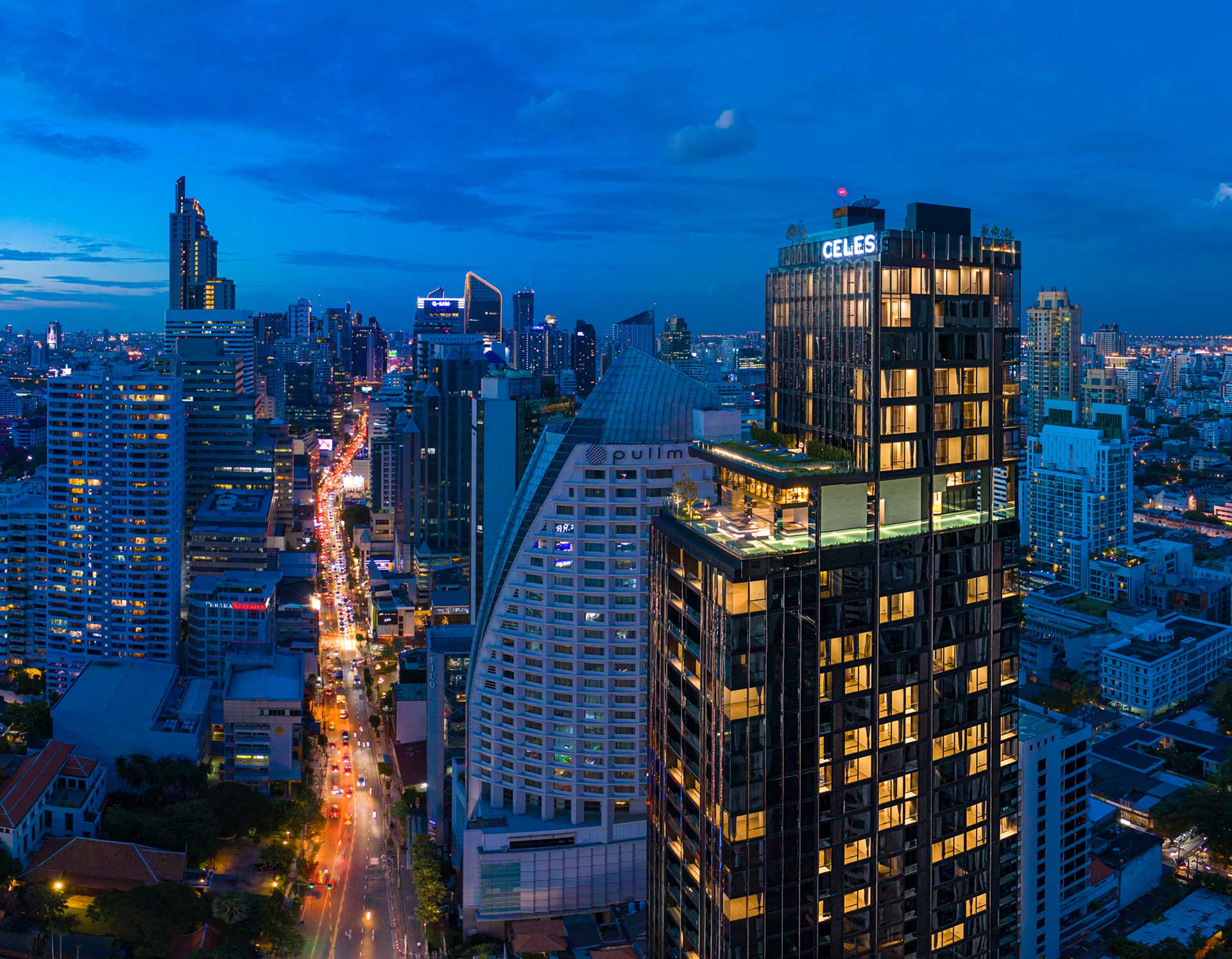 Celes Asoke: tower at dusk