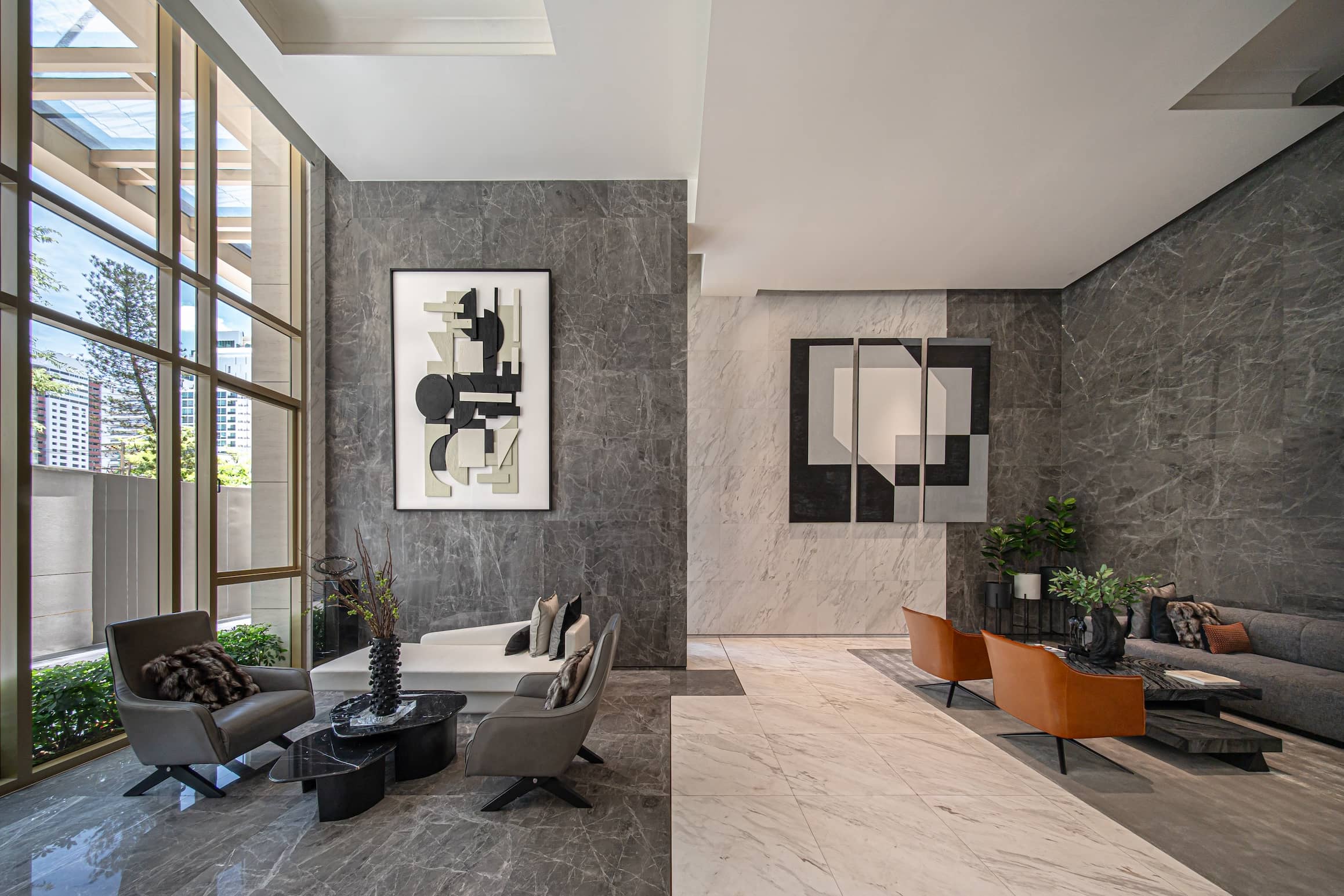 Muniq Sukhumvit 23 lobby lounge