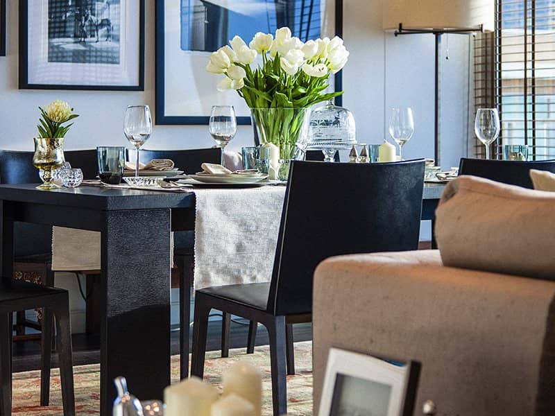 185 Rajadamri show residence dining table