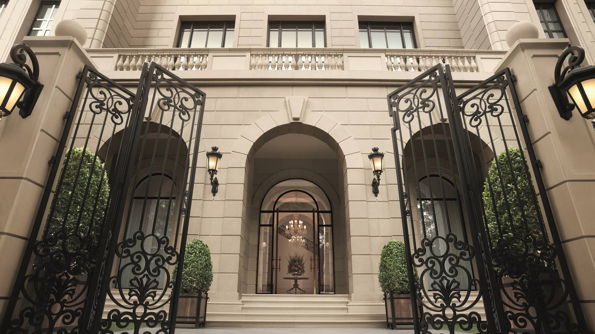Wrought-iron entrance gates and limestone facade (rendering)