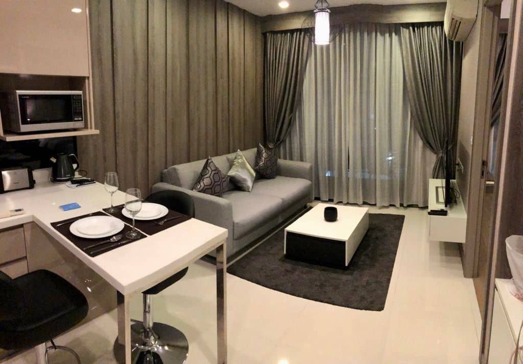 Trapezo Sukhumvit 16, unit published on the PropertyScout card