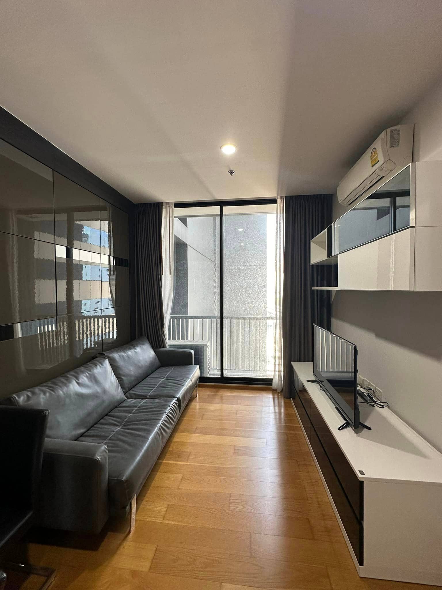 Noble Revo Silom, living room published on the PropertyScout card