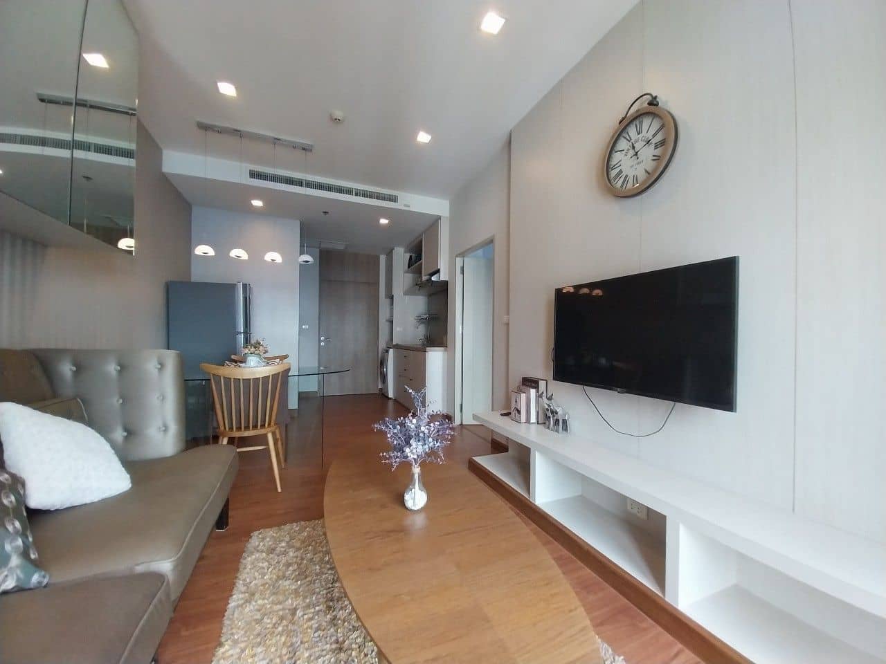 Noble Reveal Ekamai, unit published on the PropertyScout card