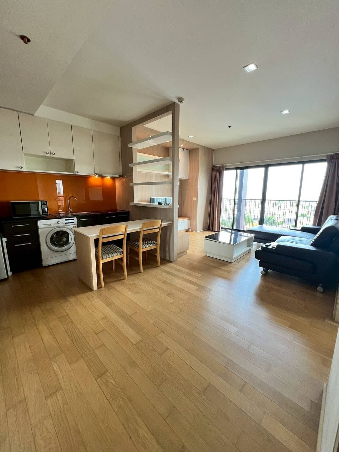 Noble Reveal Ekamai, unit published on the PropertyScout card