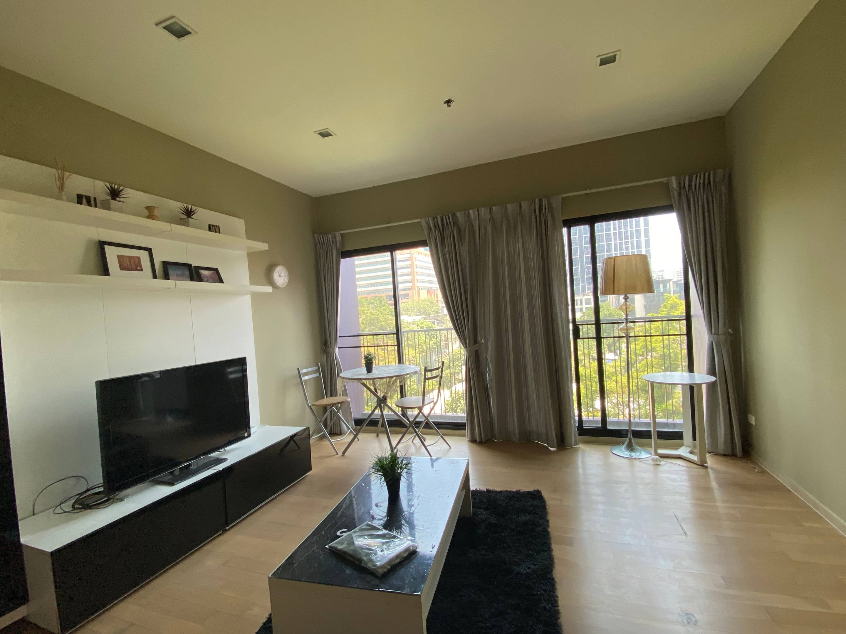 Noble Reveal Ekamai, unit published on the PropertyScout card