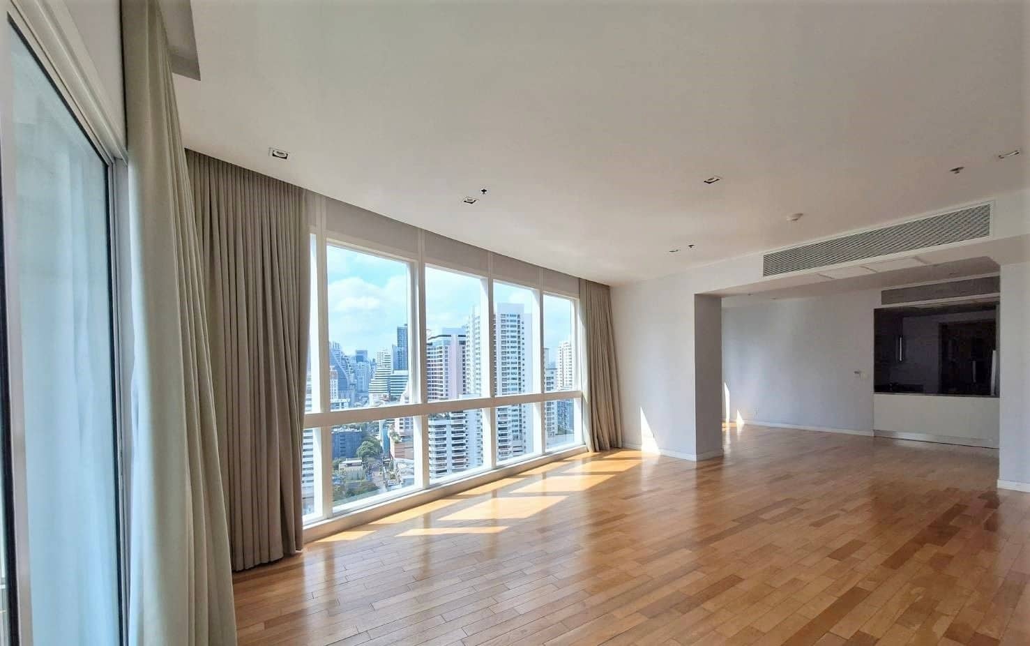 Millennium Residence, unit published on the PropertyScout card