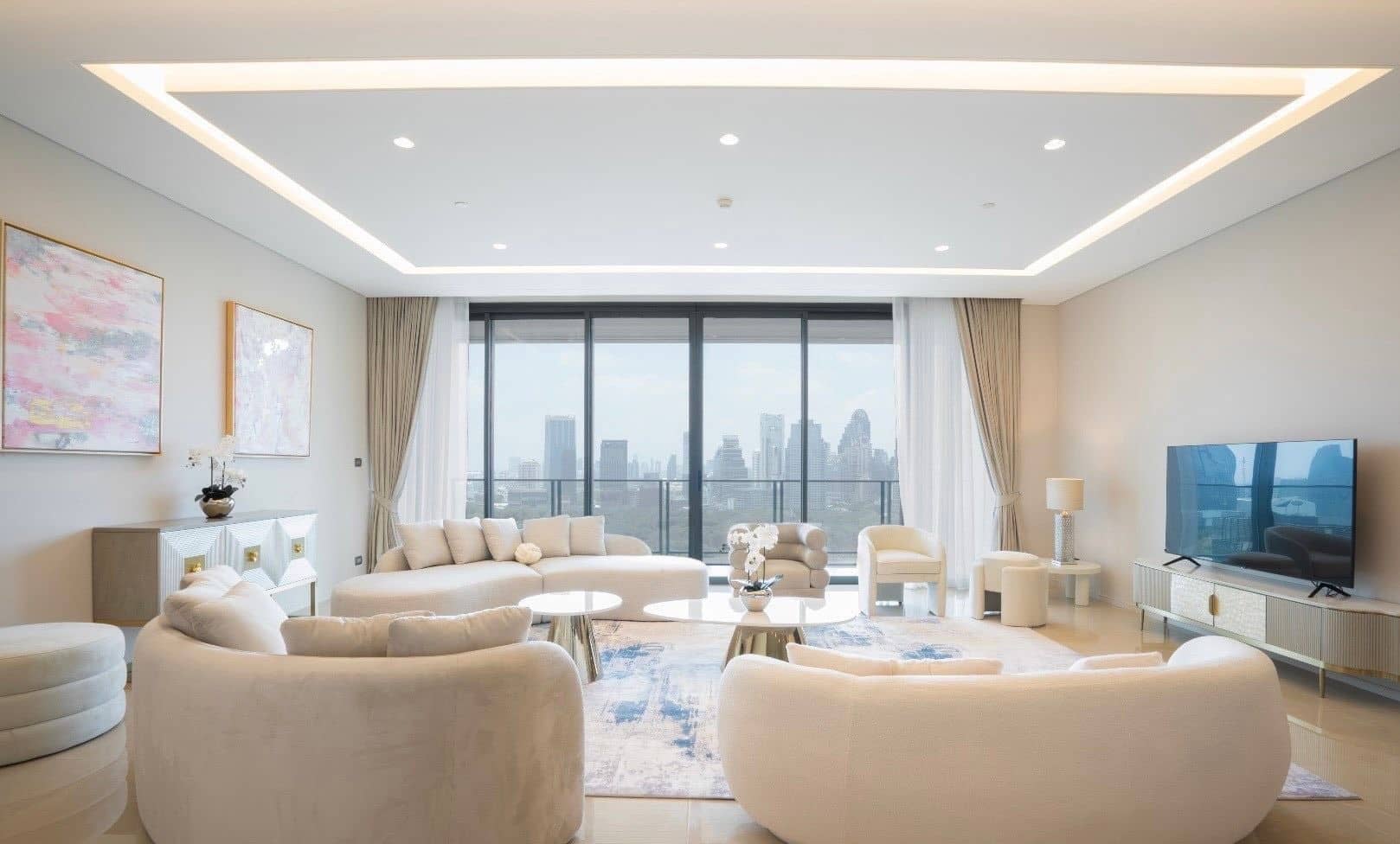 The Residences at Sindhorn Kempinski Hotel Bangkok: living room