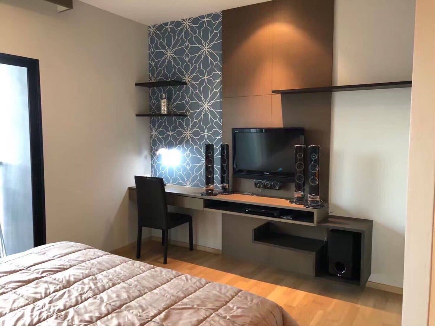 Noble Reveal Ekamai, unit published on the PropertyScout card