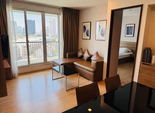 Rhythm Sathorn, living room published on the PropertyScout card