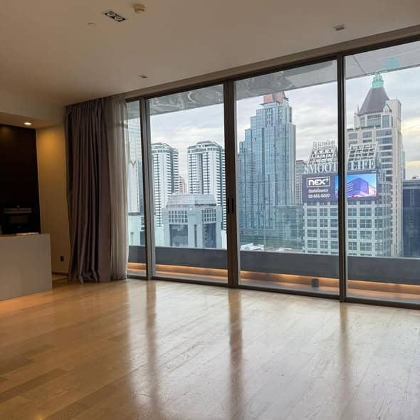 Saladaeng One, living room published on the PropertyScout card