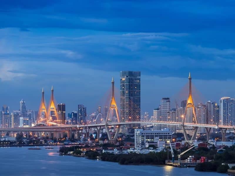 The Estelle Phrom Phong: view