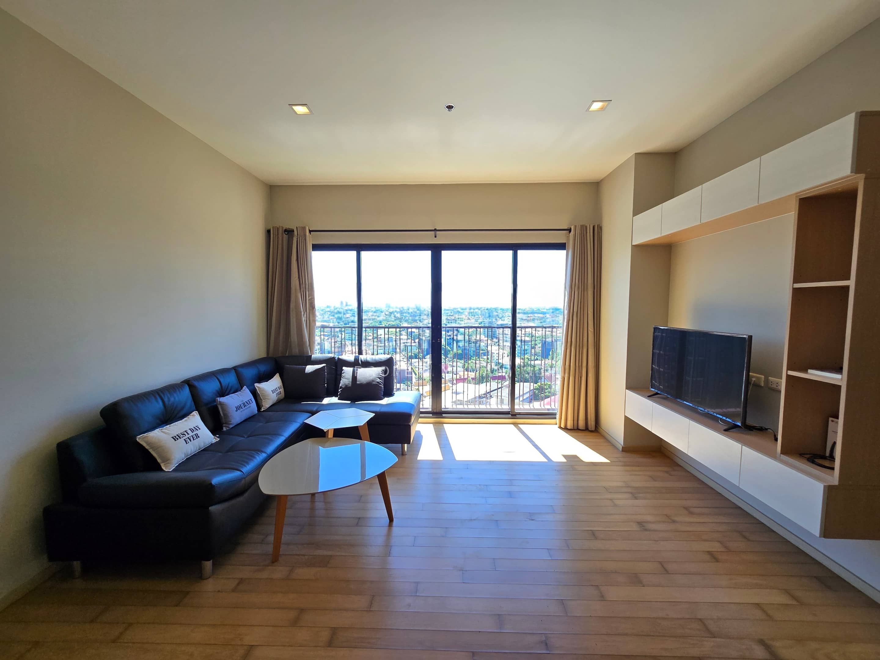 Noble Reveal Ekamai, living room published on the PropertyScout card