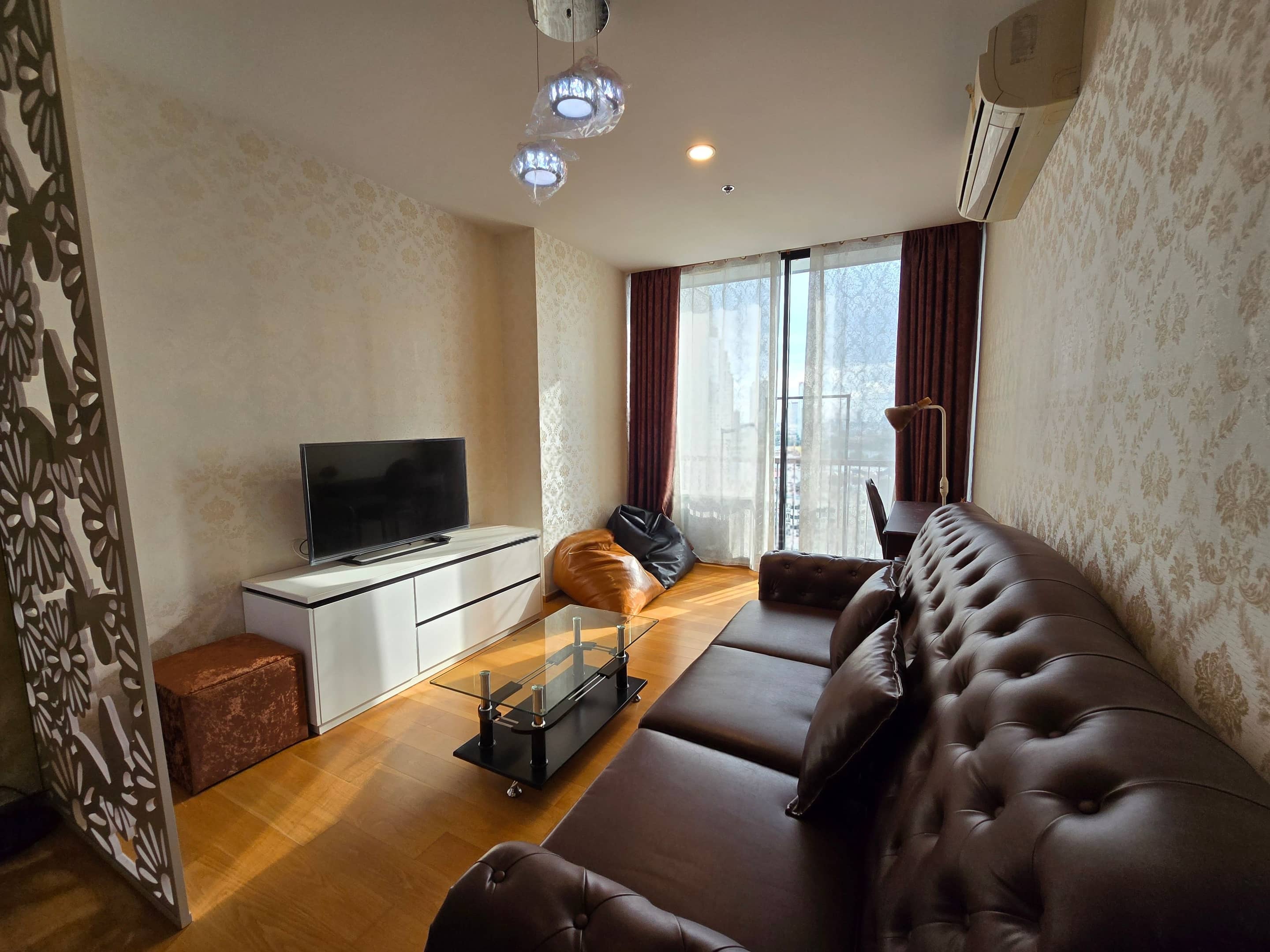 Noble Revo Silom, living room published on the PropertyScout card