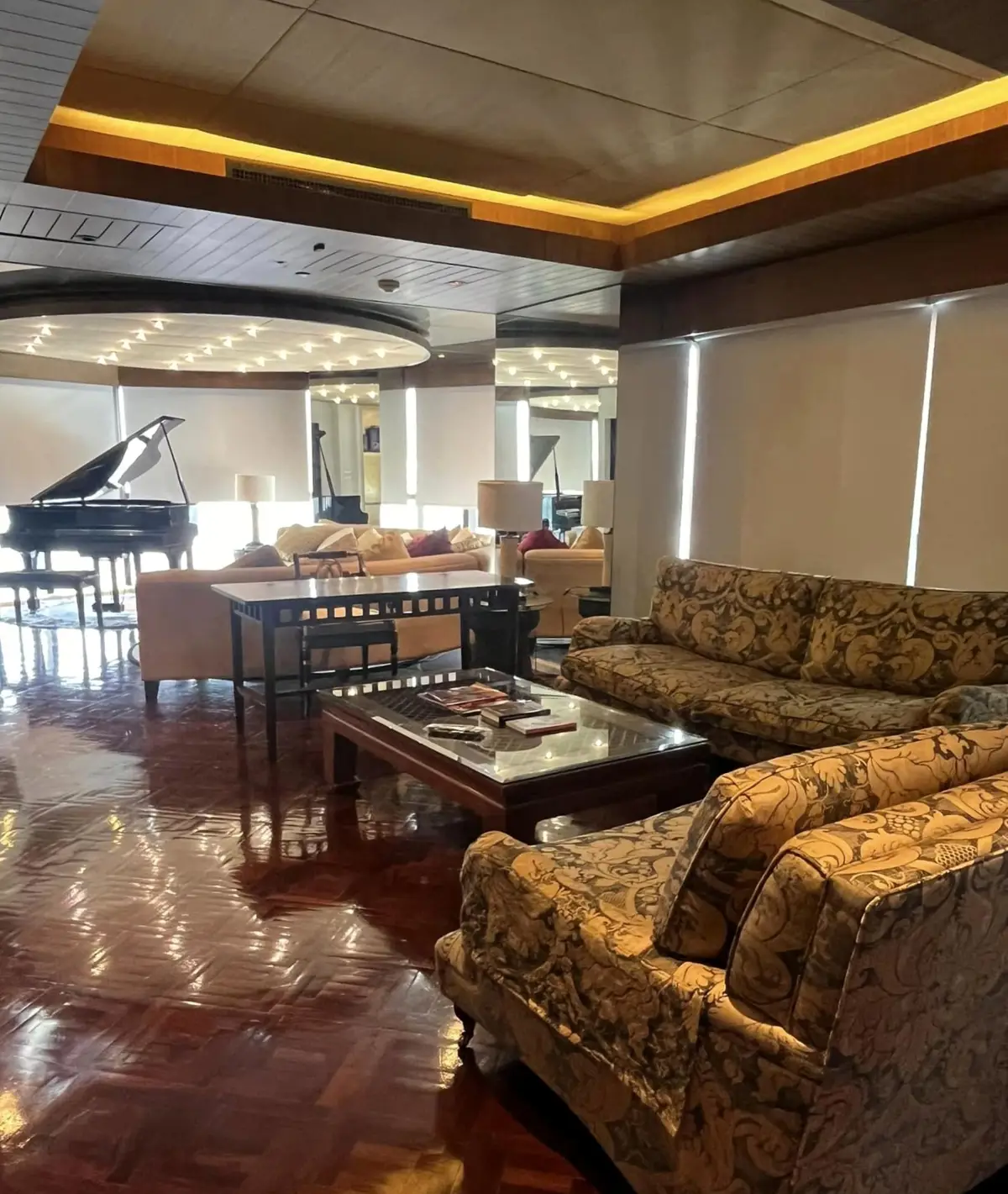 Nusa State Tower, living room published on the PropertyScout card