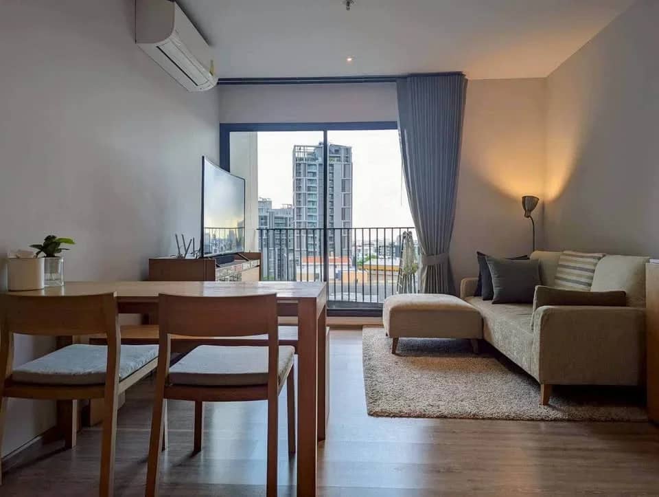 Rhythm Ekkamai Estate, living room published on the PropertyScout card