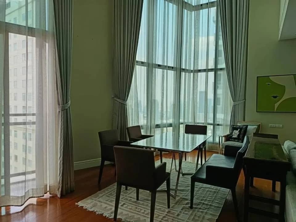 Bright Sukhumvit 24, living room published on the PropertyScout card