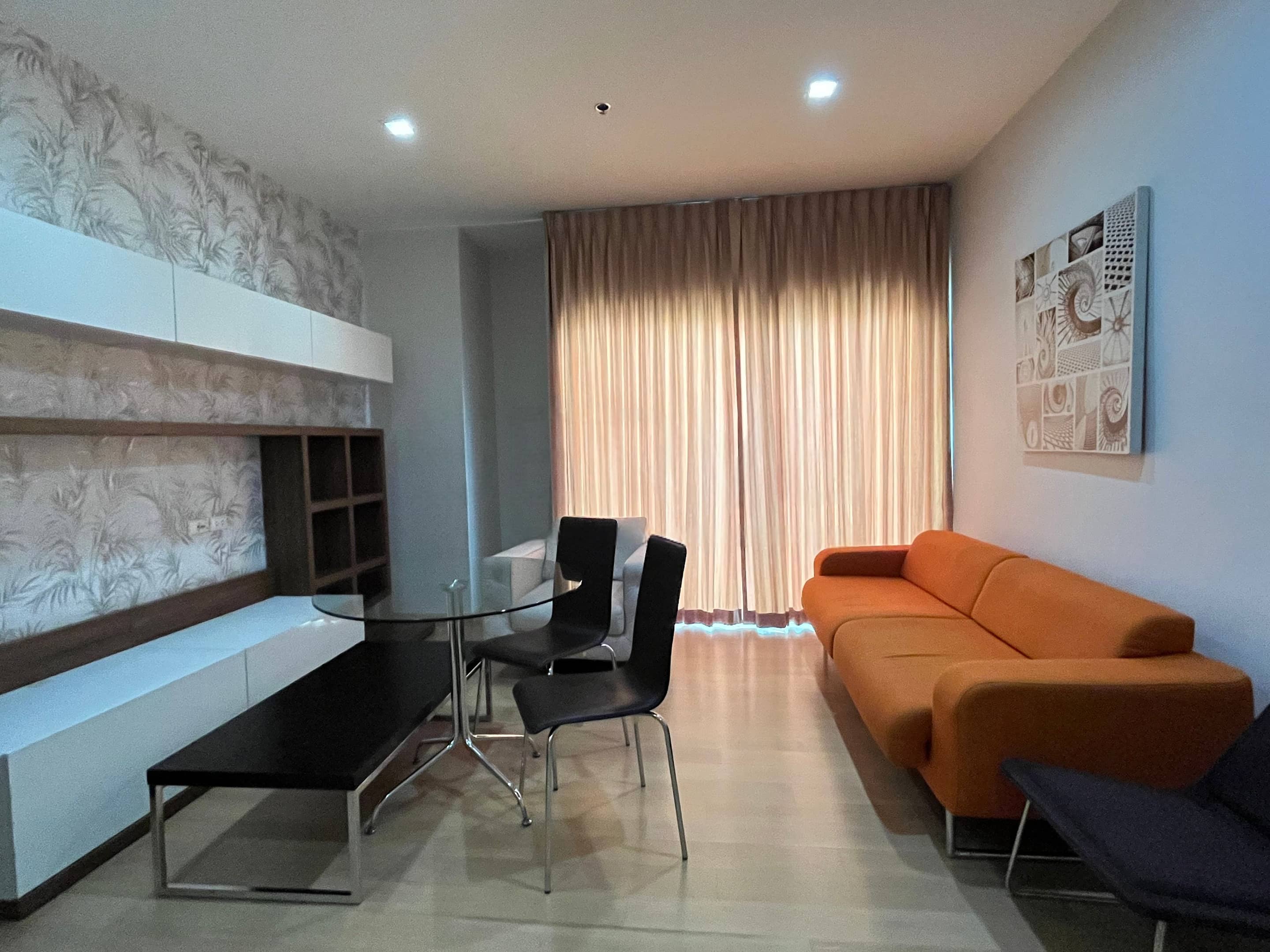 Noble Reveal Ekamai, living room published on the PropertyScout card