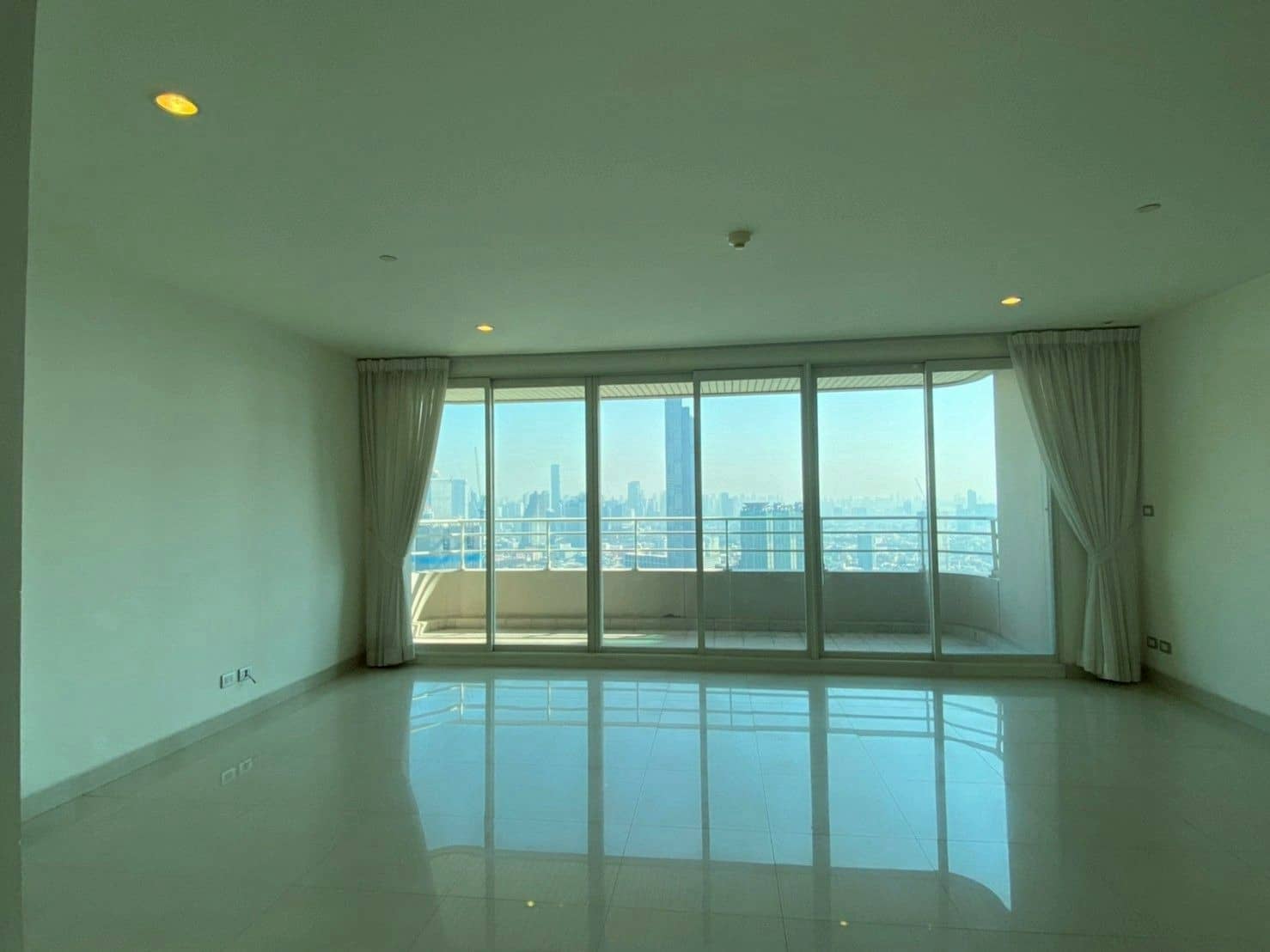 Watermark Chaophraya, living room published on the PropertyScout card