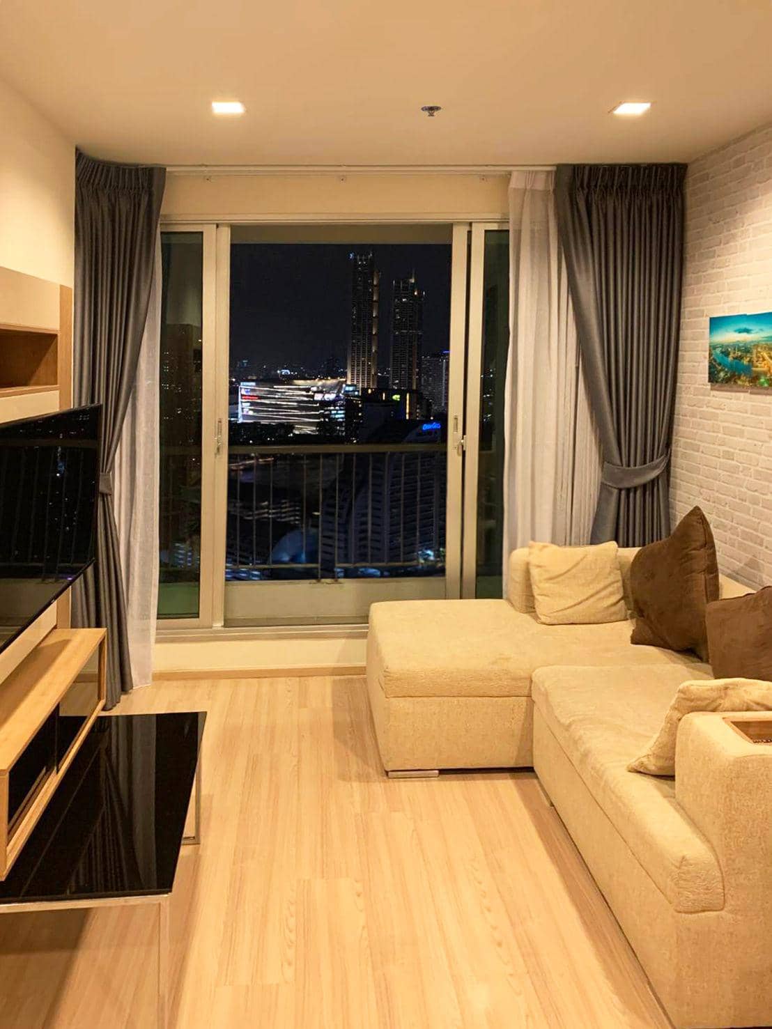 Rhythm Sathorn, living room published on the PropertyScout card