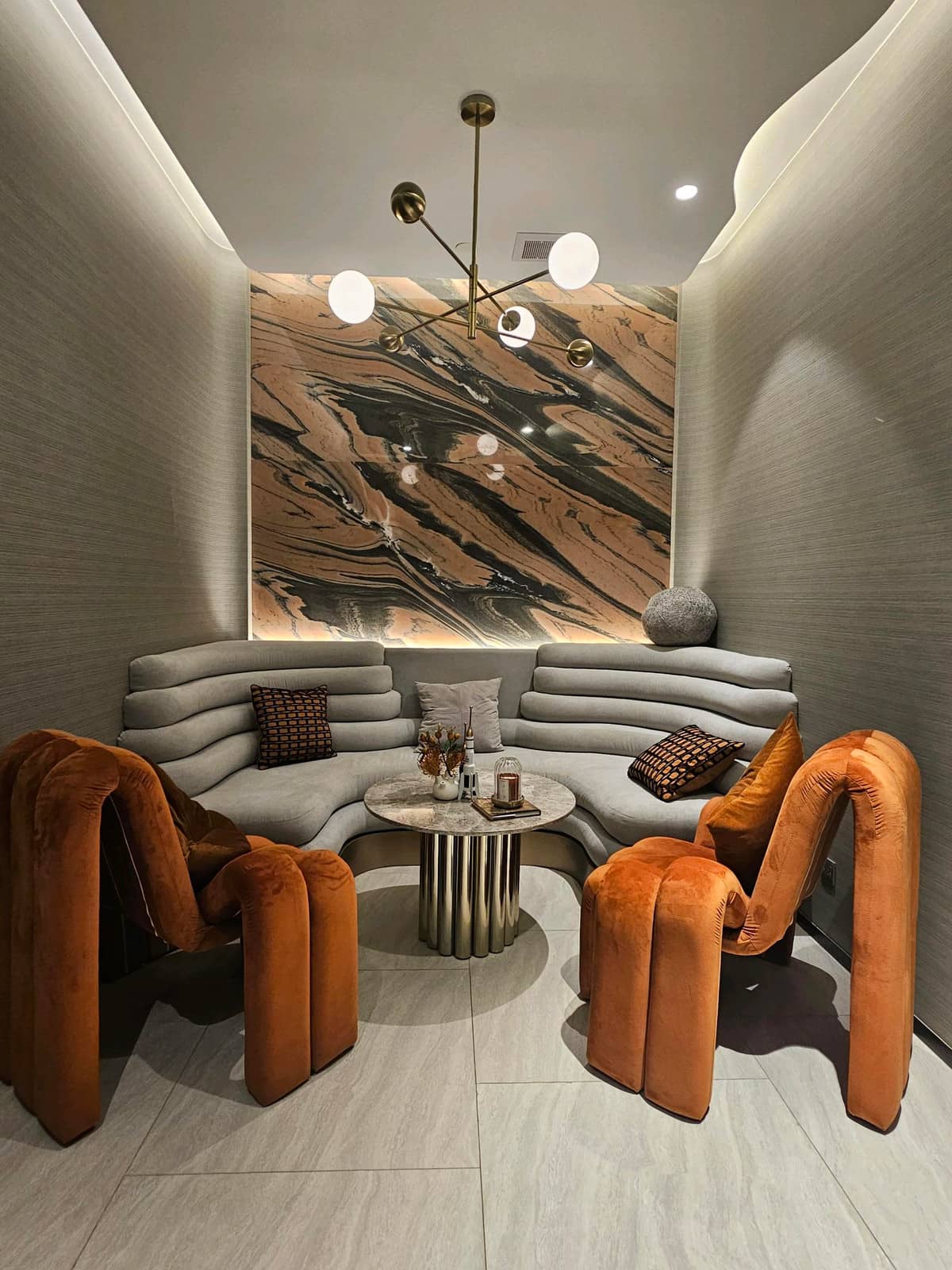 Aspire Sukhumvit-Rama 4, living room published on the PropertyScout card