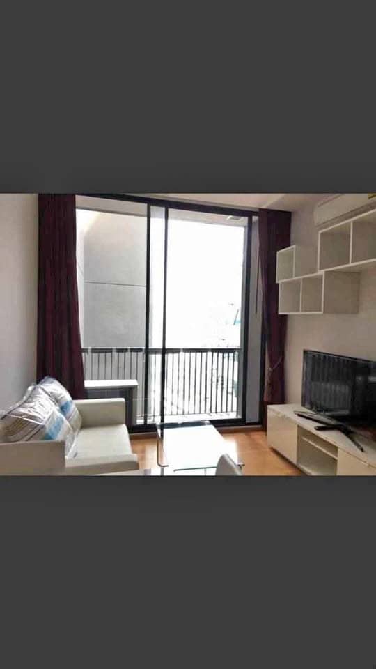 Noble Revo Silom, living room published on the PropertyScout card