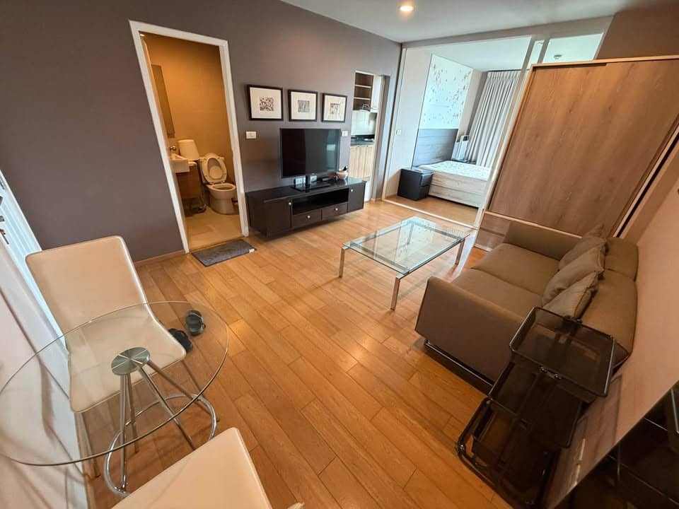 Hive Sukhumvit 65, living room published on the PropertyScout card