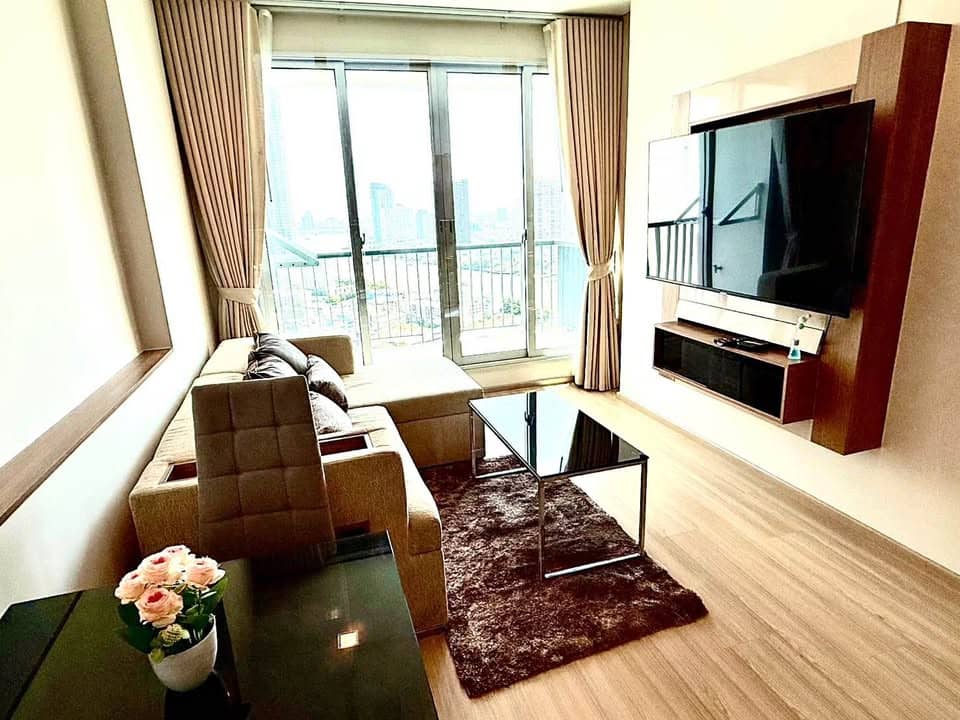 Rhythm Sathorn, living room published on the PropertyScout card