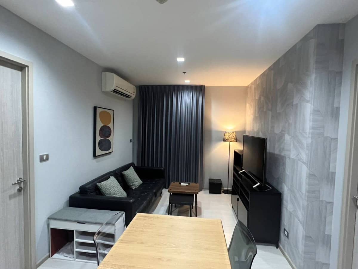 Rhythm Sukhumvit 36-38, living room published on the PropertyScout card