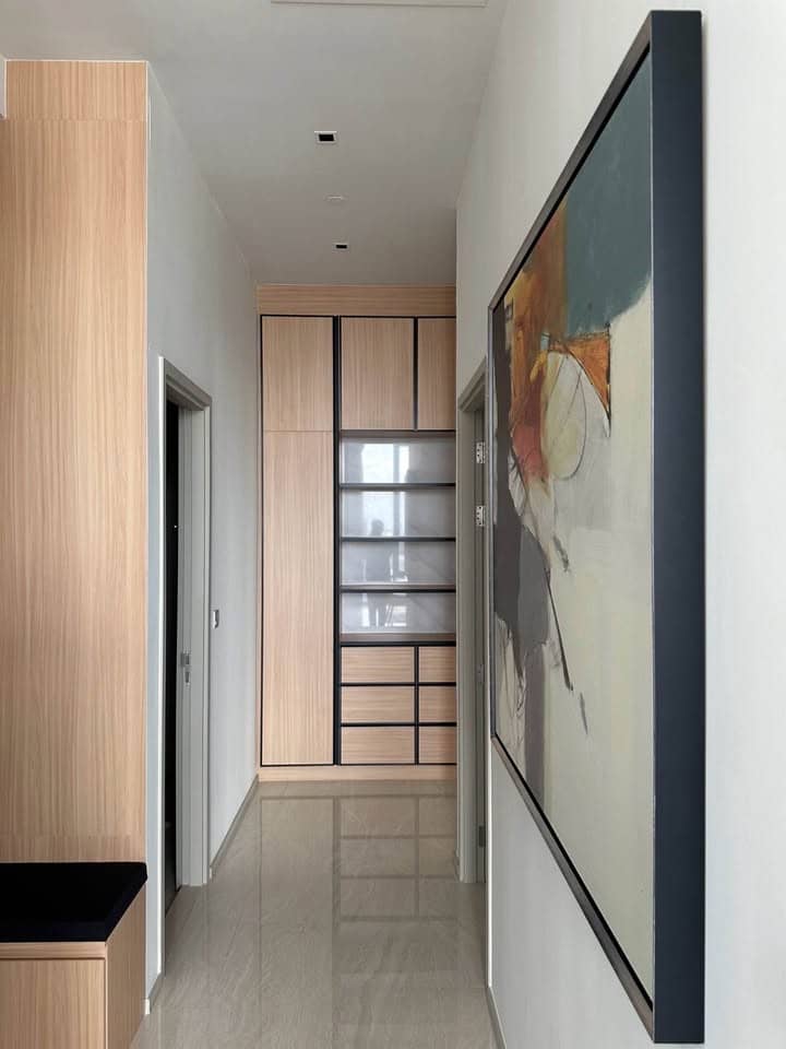 Ashton Silom, unit published with the listing
